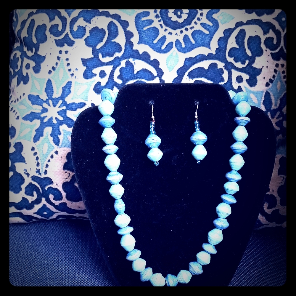 Handmade necklaces from paper.